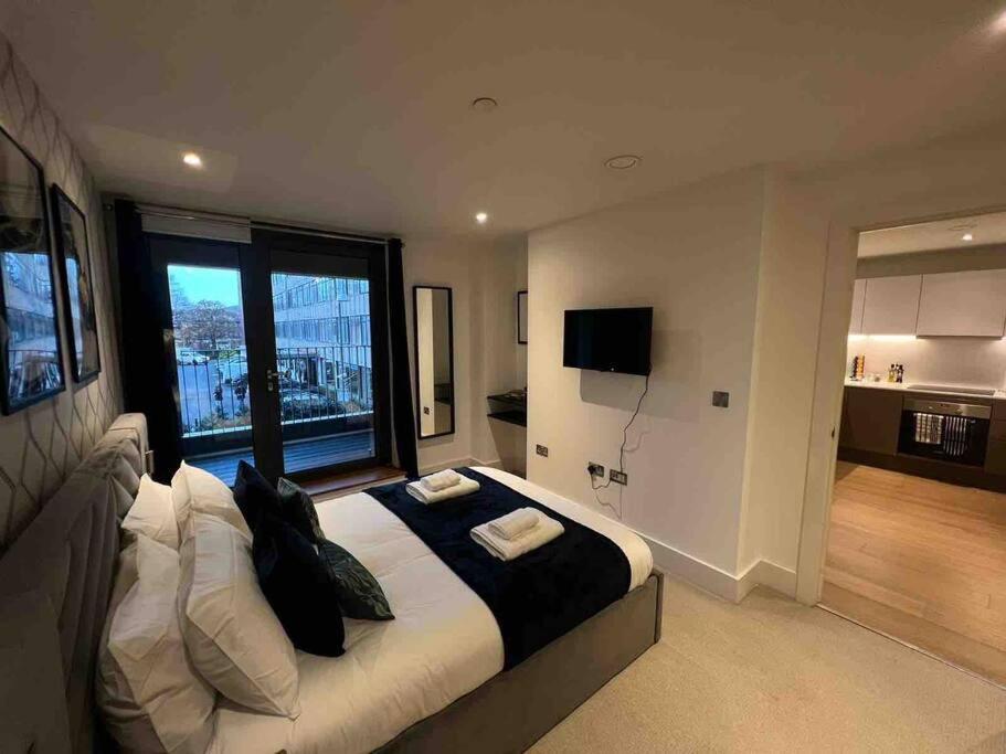Beautiful Stay In Central Wembley Лондон Екстериор снимка